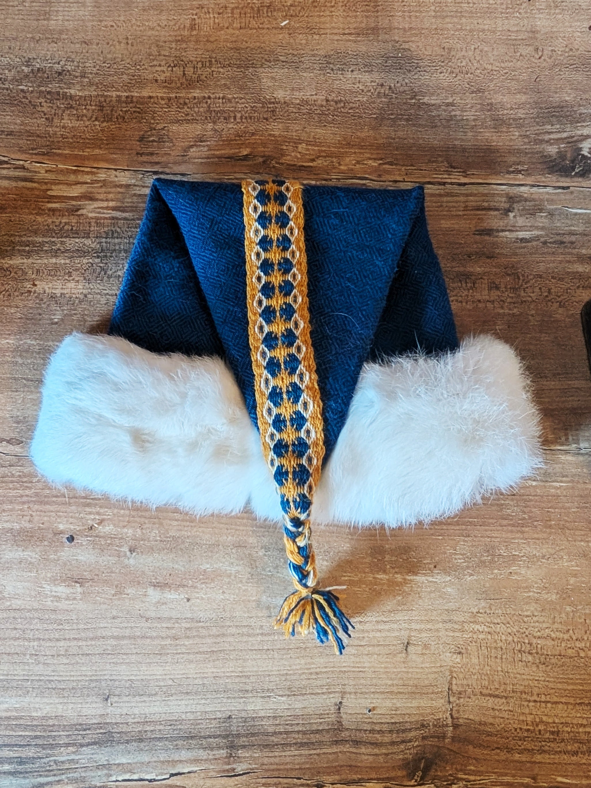 Blaue Mütze aus Schurwolle mit echtem Fell - handgemachte Unikate - Wikinger Rus Zipfelmütze - LARP Mittelalter Accessoires Diamantköper