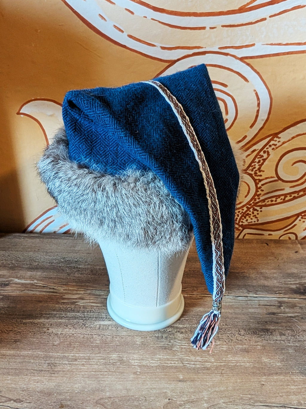 Blaue Mütze aus Schurwolle mit echtem Fell - handgemachte Unikate - Wikinger Rus Zipfelmütze - LARP Mittelalter Accessoires Diamantköper