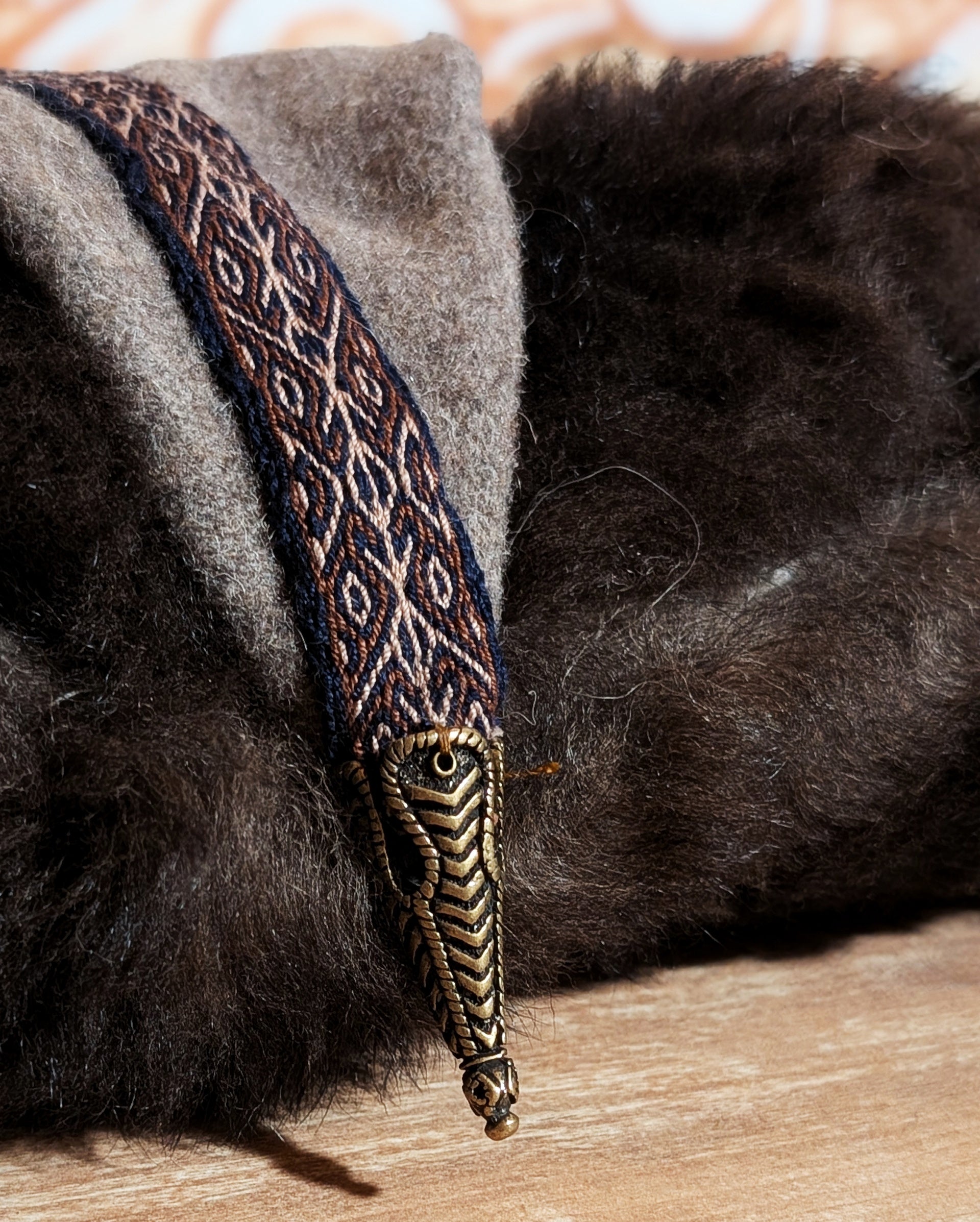 Handgemachte Braungraue Rus Mütze mit Fell - XXL Format - Walkloden Schurwolle Mütze - Larp Reenactor Wikinger Nordic Zipfelmütze - Grau