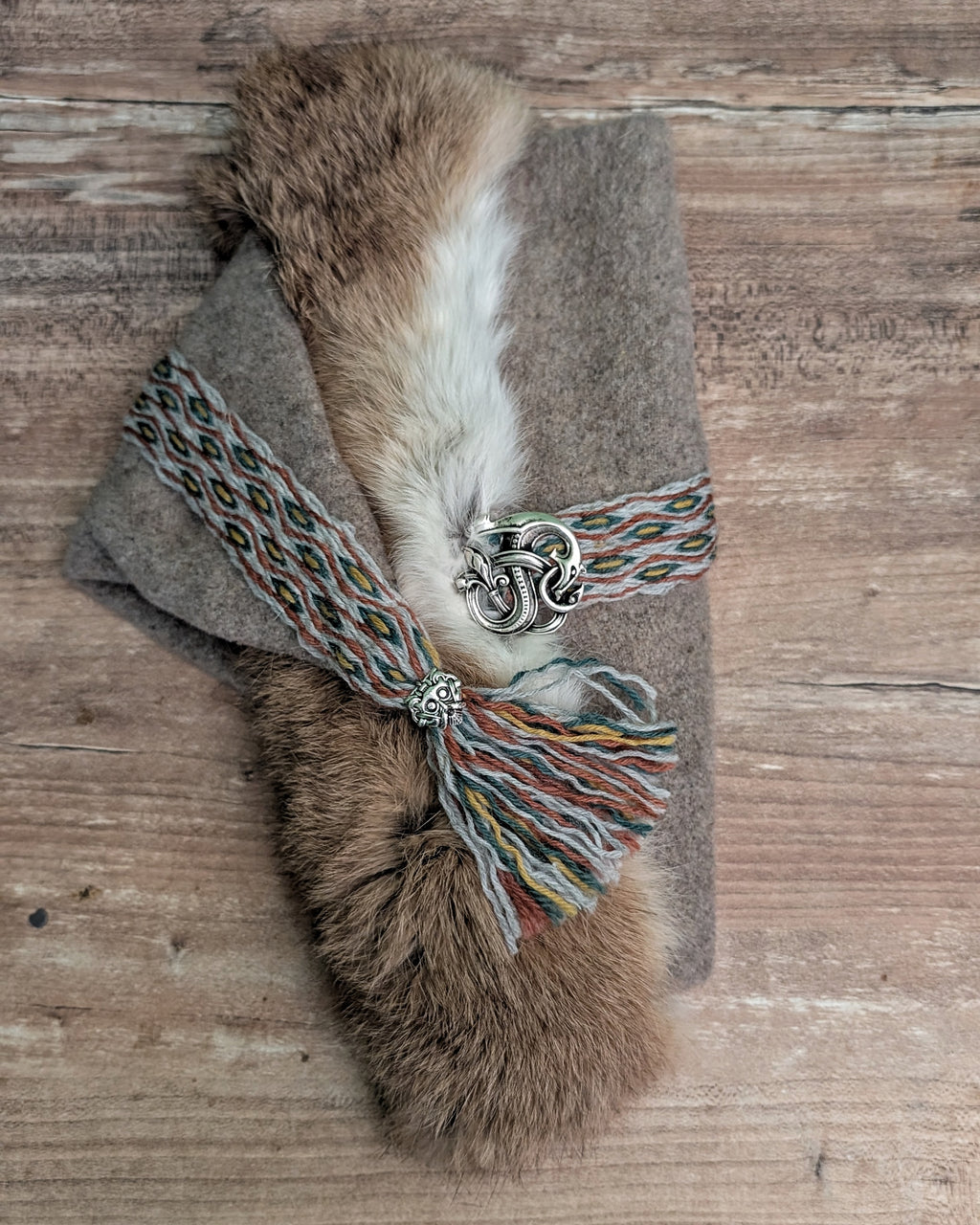 Mütze Grau Merinowolle - handgemachte Unikate - Fellmütze mit Borte Wikinger Rus Zipfelmütze - LARP Mittelalter Accessoires Tabletweaving