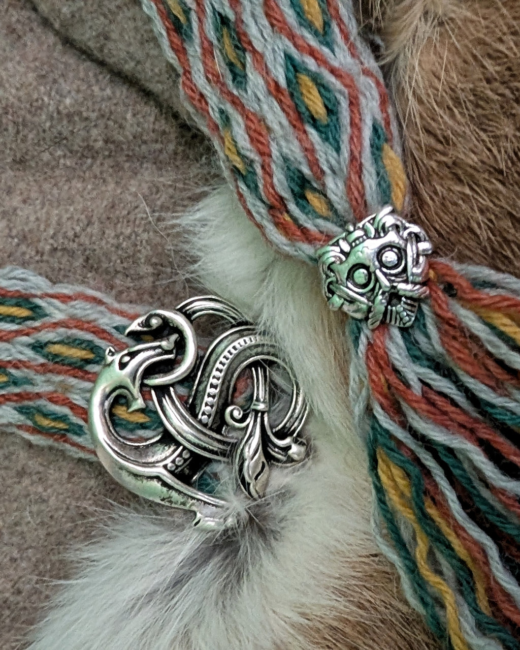 Mütze Grau Merinowolle - handgemachte Unikate - Fellmütze mit Borte Wikinger Rus Zipfelmütze - LARP Mittelalter Accessoires Tabletweaving