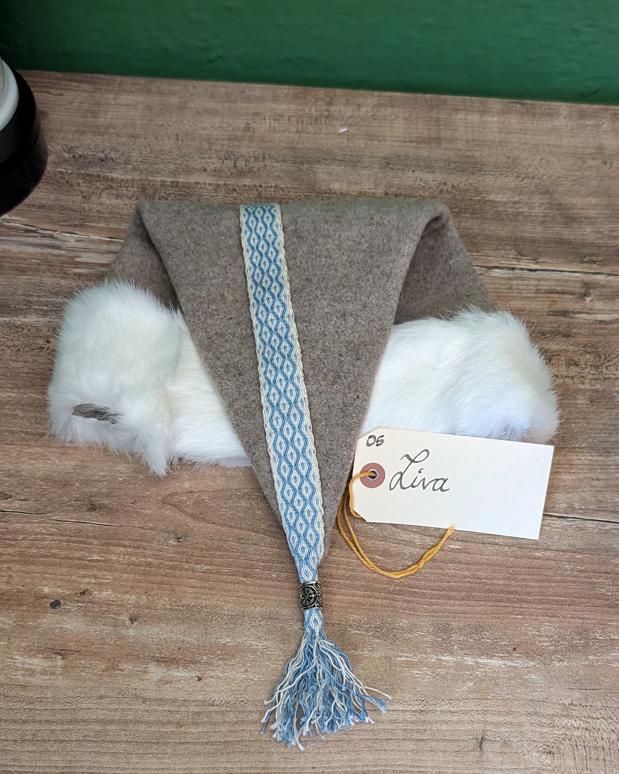 Mütze Grau Merinowolle - handgemachte Unikate - Fellmütze mit Borte Wikinger Rus Zipfelmütze - LARP Mittelalter Accessoires Tabletweaving