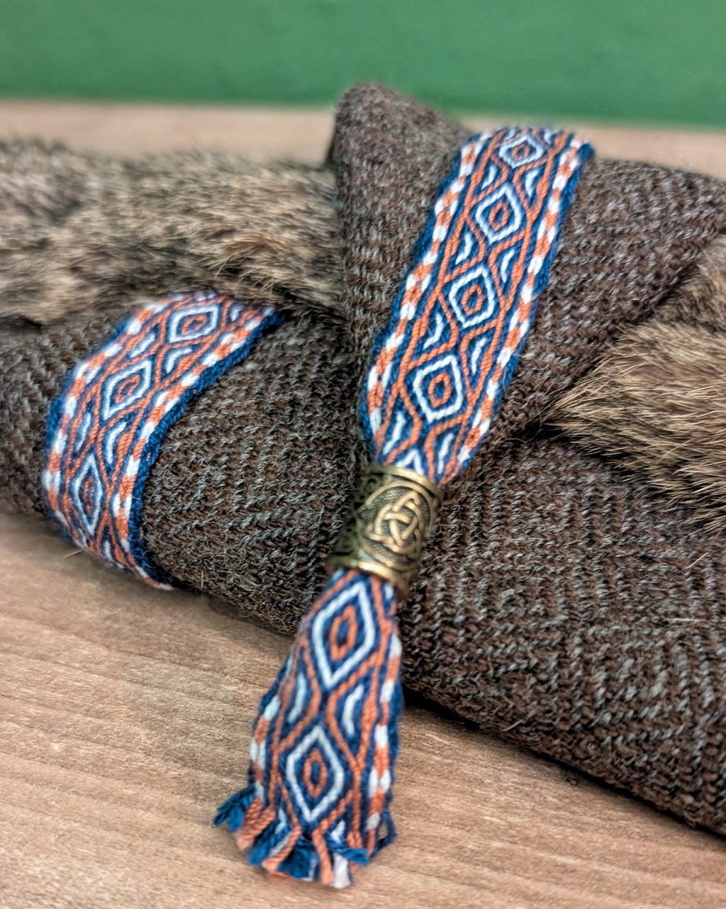 Braun Grau Diamantkörper Rus Mütze mit echtem Fell - Norsische Zipfelmütze - Larp Wikinger Mittelalter - Wollmütze Reenactor und Kostüm