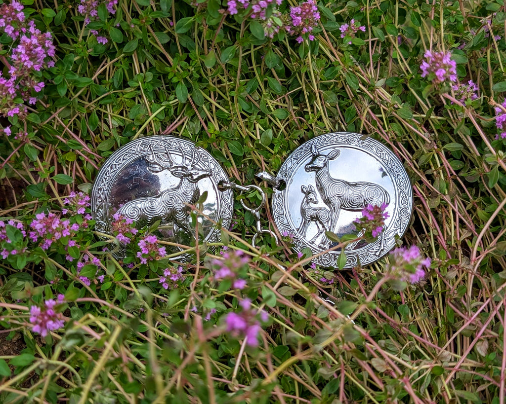 Mantelverschluss Hirschfamilie | Umhangverschluss Wikinger | LARP | Mittelalter | Silber oder Bronze - Fellverschluss Schließe Cloak Clasp