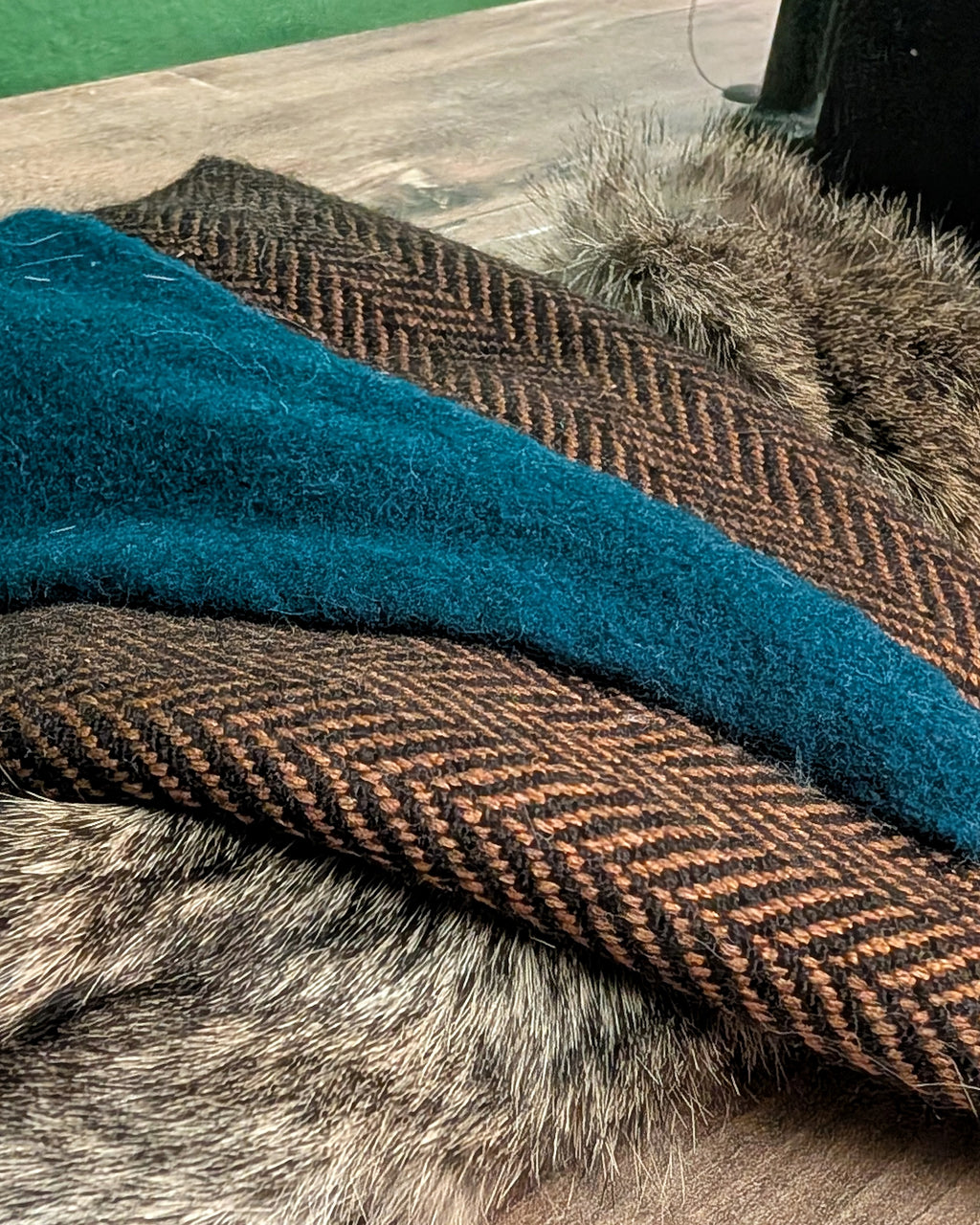 Nordische Zipfelmütze - Rus Hat - Wikingermütze - Heringbone Fischgrät Wollstoff in braun schwarz - Reenactment Larp Vikings Norse - Unikate