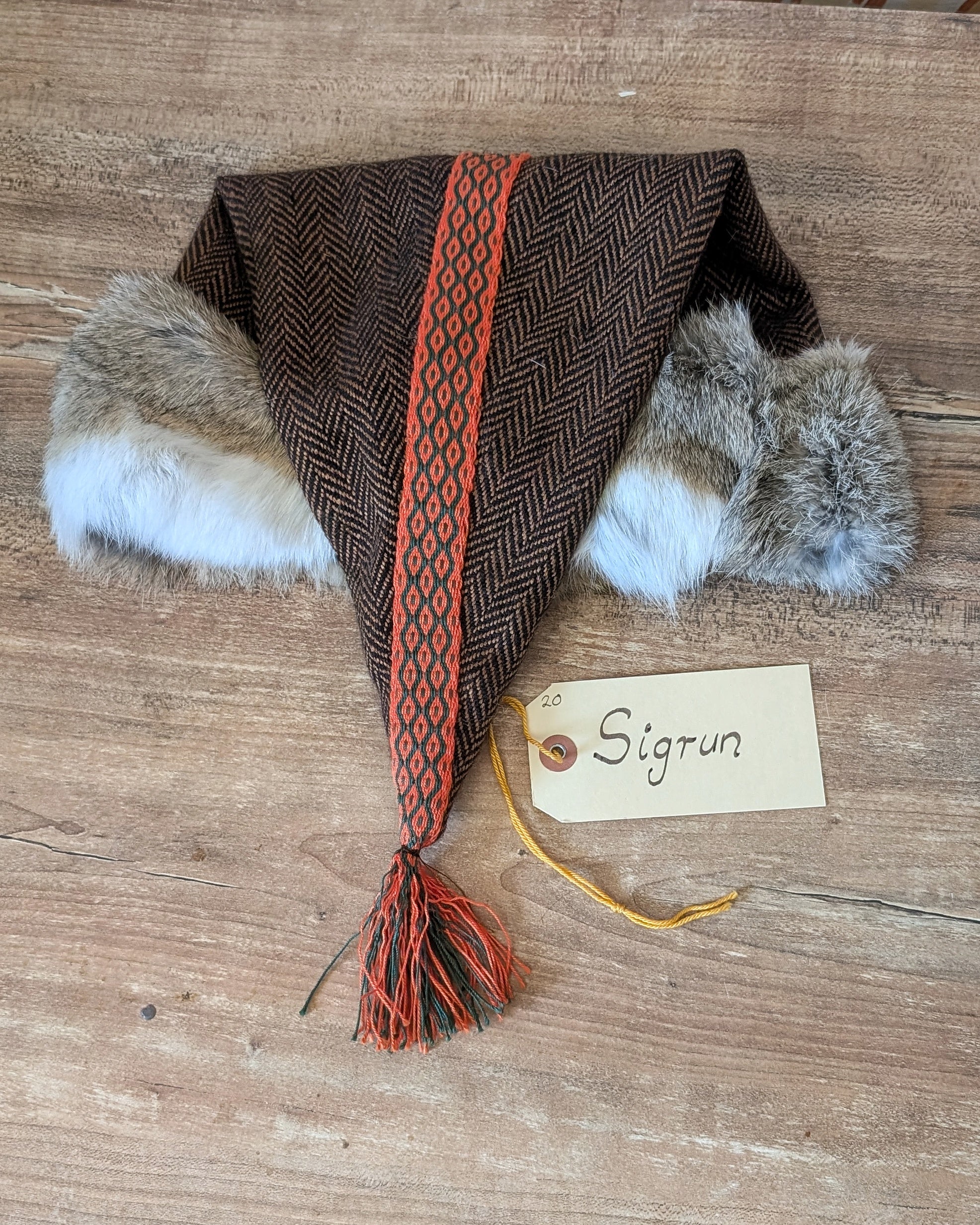 Nordische Zipfelmütze - Rus Hat - Wikingermütze - Heringbone Fischgrät Wollstoff in braun schwarz - Reenactment Larp Vikings Norse - Unikate