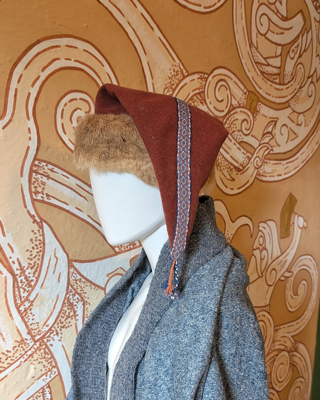 Mütze in rost orange - Russ Mütze - Larp Mittelalter Reenactor Wikinger - Merinowolle Zipfelmütze - nordische Wollmütze mit Fell