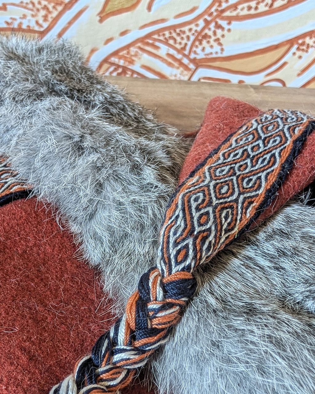 Mütze in rost orange - Russ Mütze - Larp Mittelalter Reenactor Wikinger - Merinowolle Zipfelmütze - nordische Wollmütze mit Fell