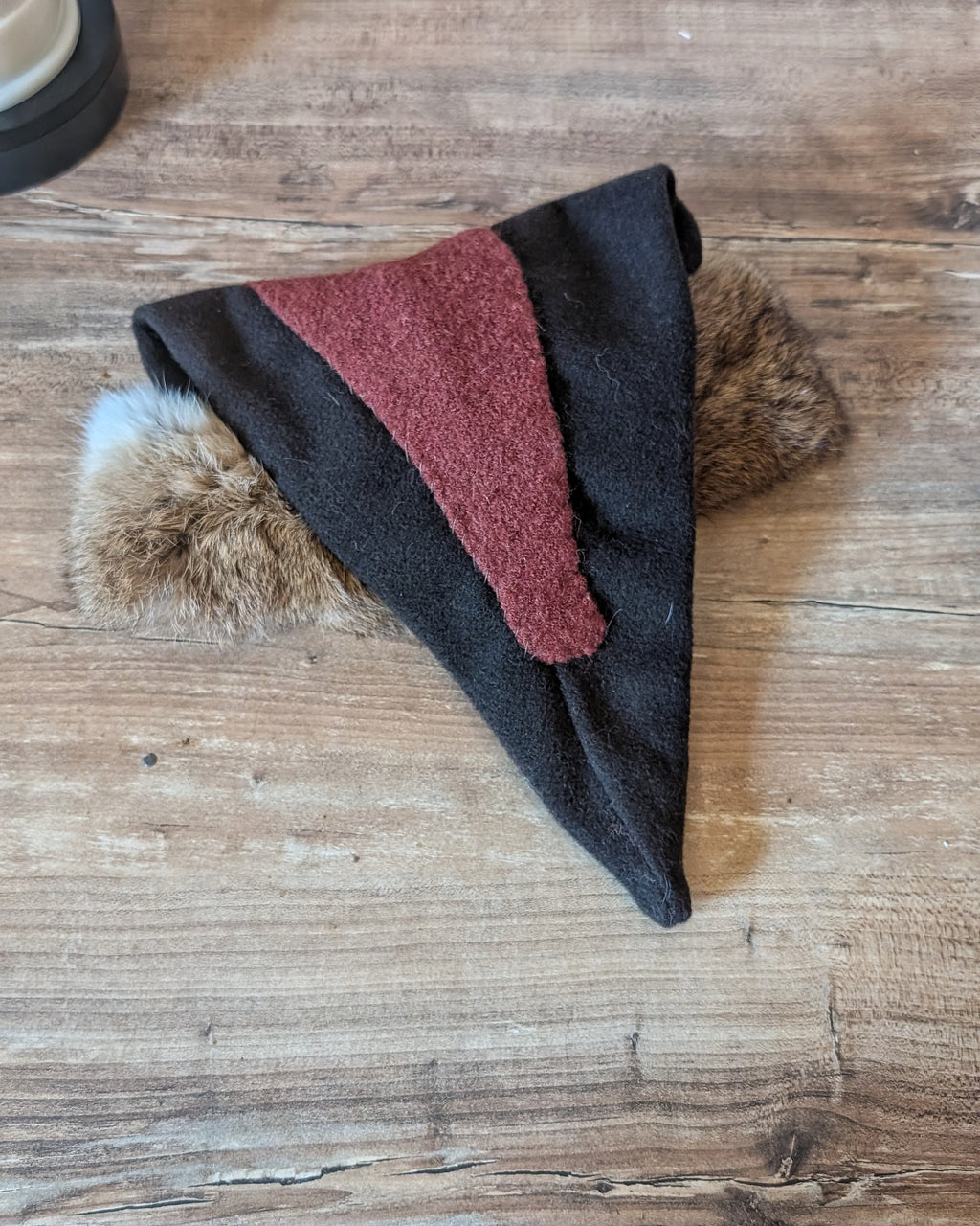 dunkelbraune nordische Zipfelmütze - Rus Mütze mit Fell - Reenactment Mittelalter Larp Wollmütze - Merinowolle Wikinger Kleidung