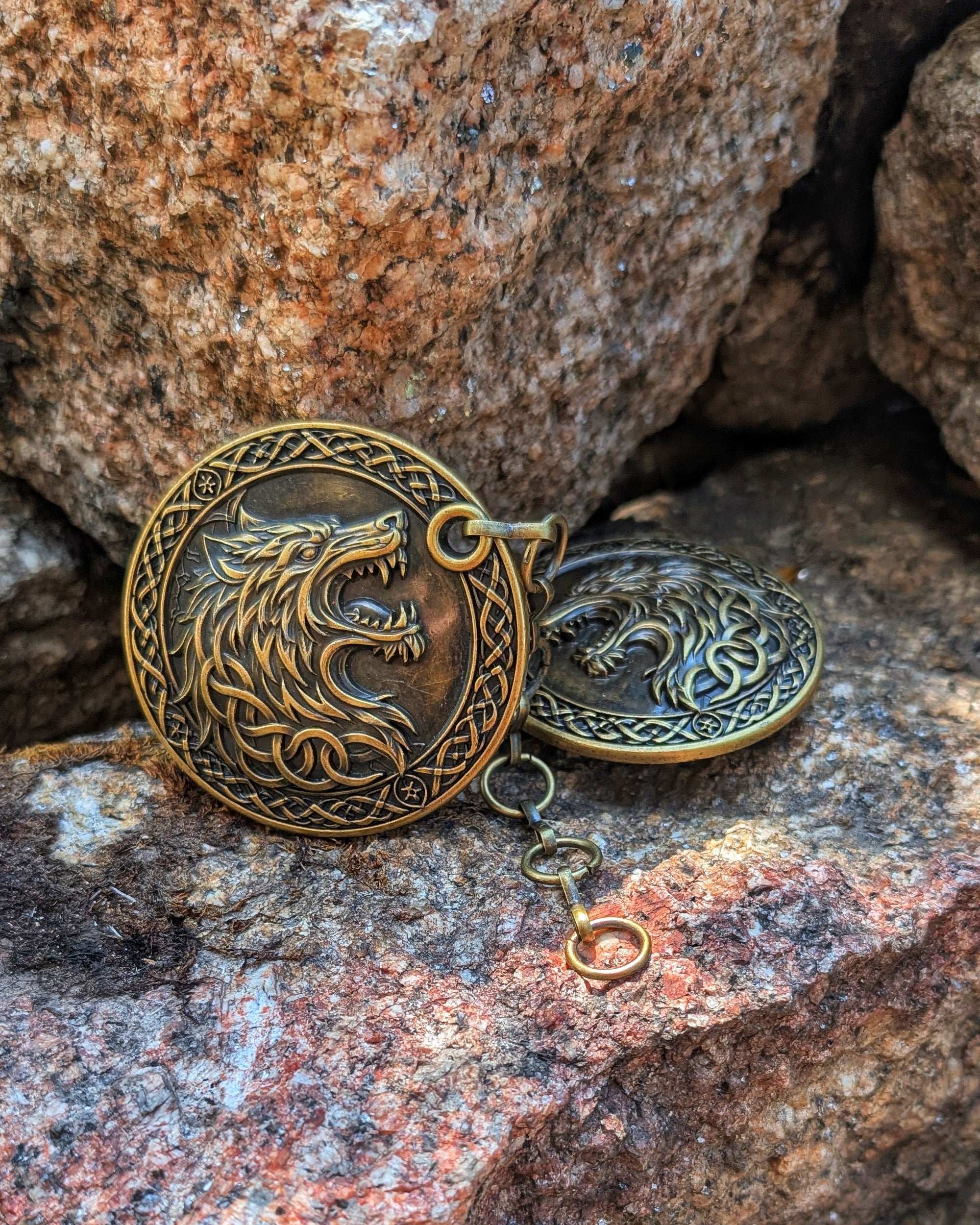 Wolf Mantelverschluss - Umhangverschluss Wikinger | LARP | Mittelalter | Silber oder Bronze - Fellverschluss Cloak Clasp - Fenrir