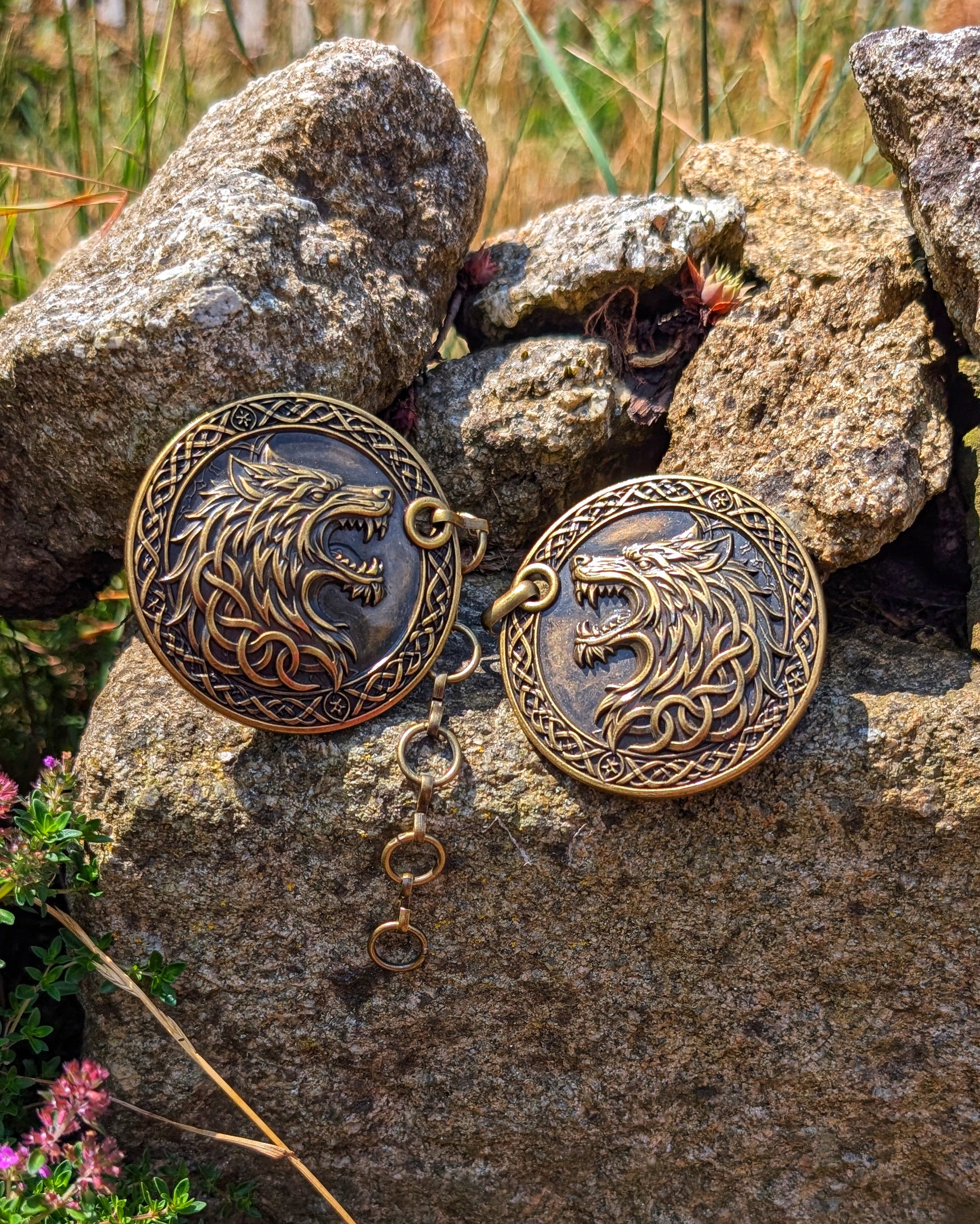 Wolf Mantelverschluss - Umhangverschluss Wikinger | LARP | Mittelalter | Silber oder Bronze - Fellverschluss Cloak Clasp - Fenrir