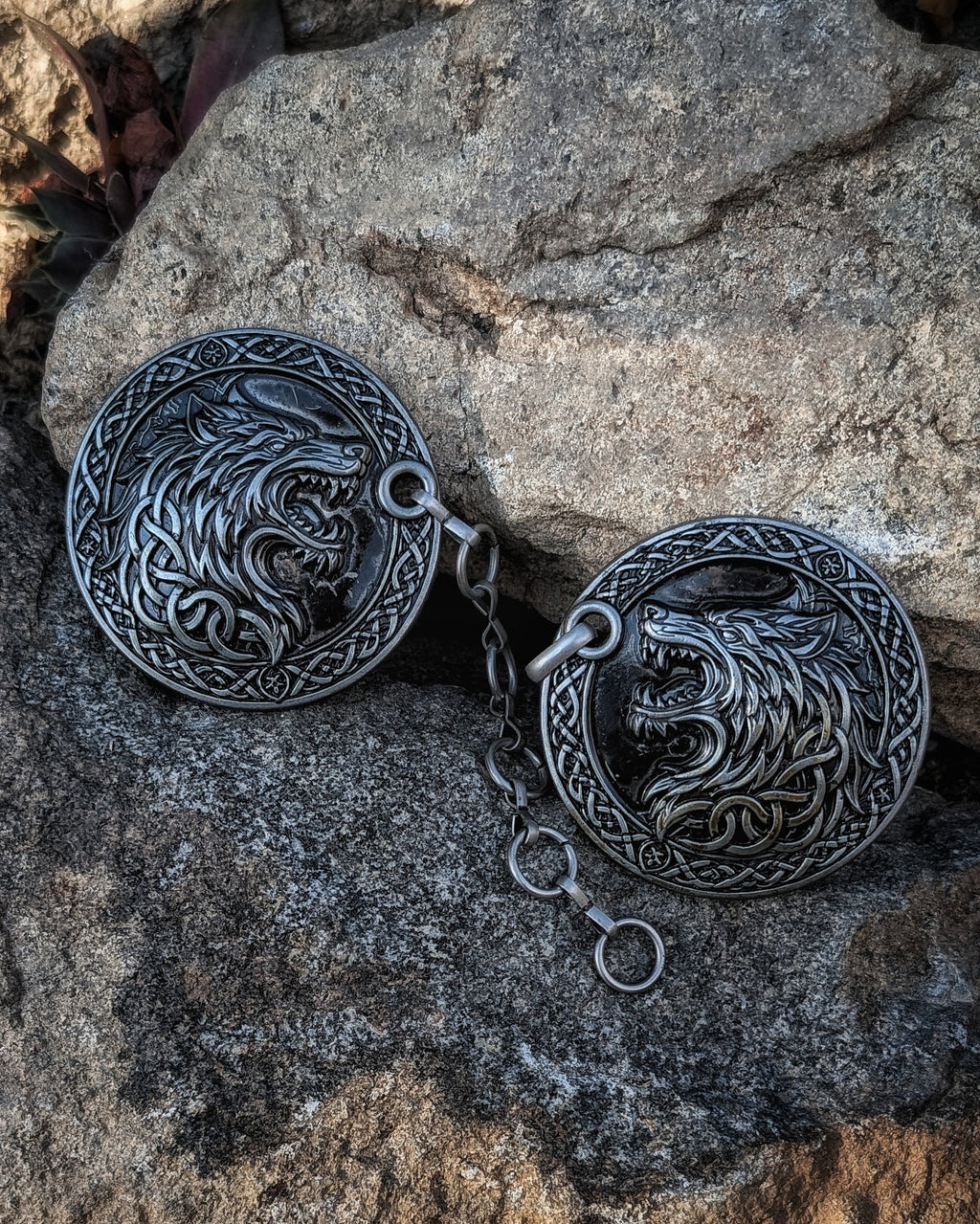 Wolf Mantelverschluss - Umhangverschluss Wikinger | LARP | Mittelalter | Silber oder Bronze - Fellverschluss Cloak Clasp - Fenrir
