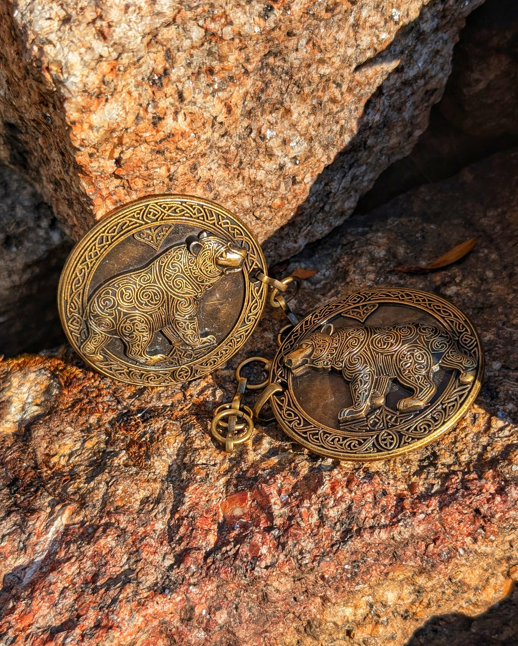 Gewandschliesse Bär| Umhangverschluss Wikinger Kelten | LARP | Mittelalter | Silber oder Bronze - Fellverschluss Cloak Clasp - Krafttier