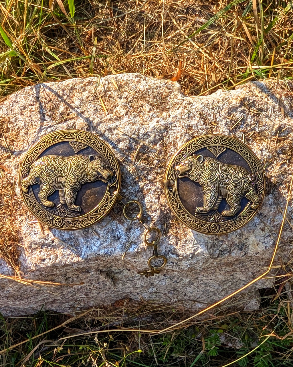 Gewandschliesse Bär| Umhangverschluss Wikinger Kelten | LARP | Mittelalter | Silber oder Bronze - Fellverschluss Cloak Clasp - Krafttier