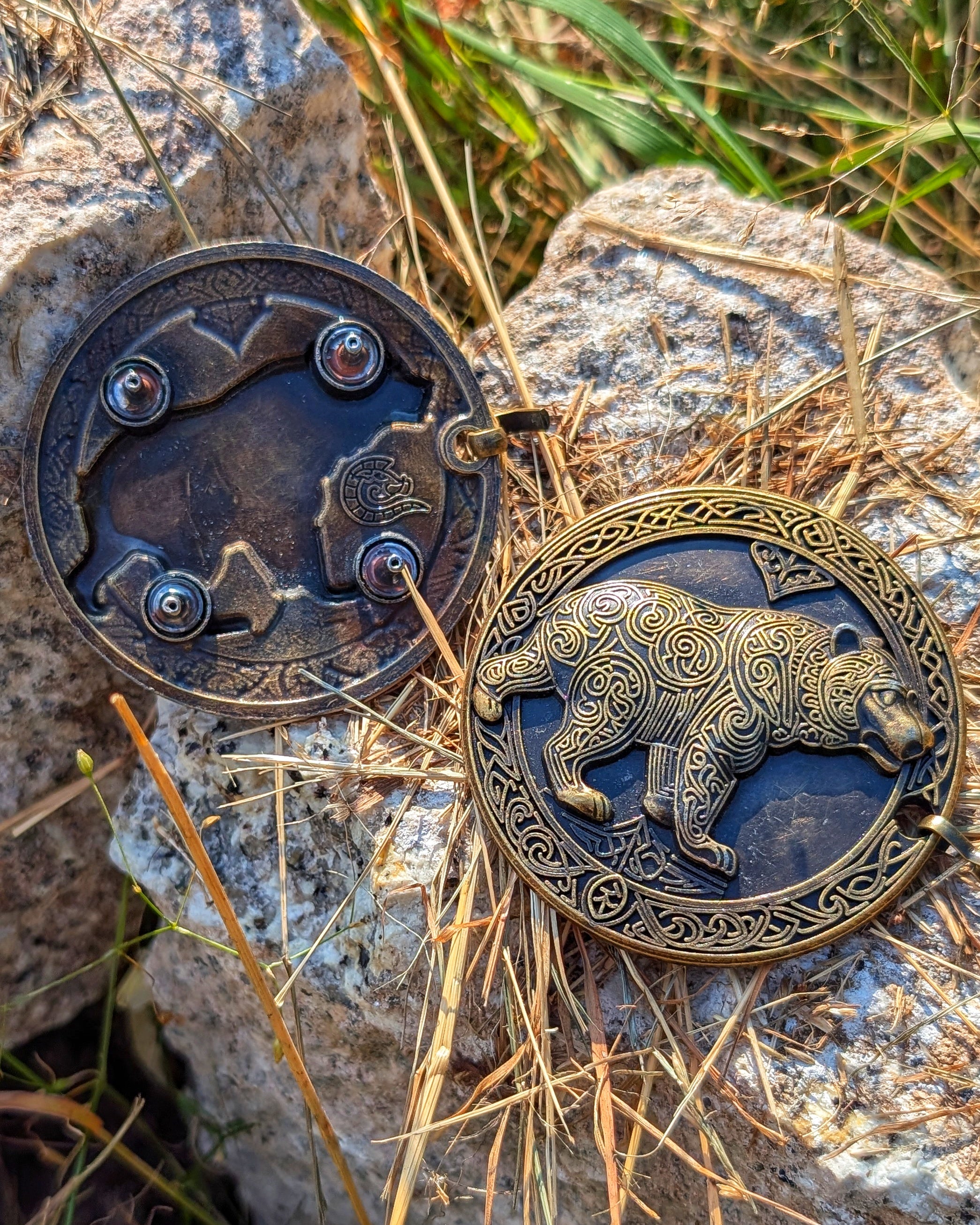 Gewandschliesse Bär| Umhangverschluss Wikinger Kelten | LARP | Mittelalter | Silber oder Bronze - Fellverschluss Cloak Clasp - Krafttier