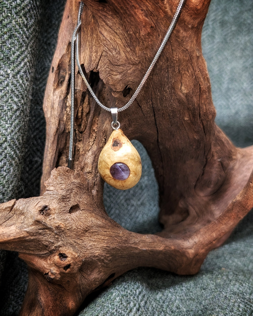 Noctis - Ametyst Baumperle mit Silber